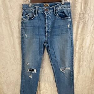 Mother Tomcat Woman’s Light Wash High Waisted Ankle Distressed Jean SZ 31